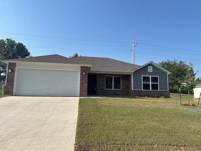 Photo - Now Pre-Leasing: Modern 3-Bedroom, 2-Bath Home in Broken Arrow — Available July 14th
