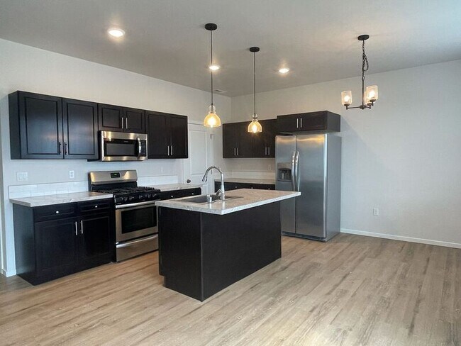 Photo - 5430 Remington Dr