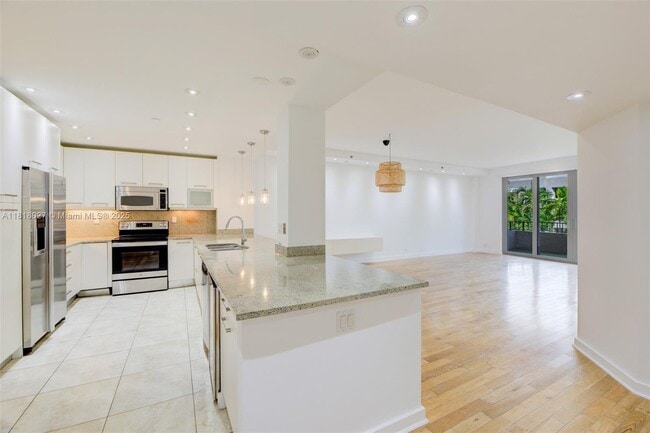 Photo - 151 Crandon Blvd Unit 336