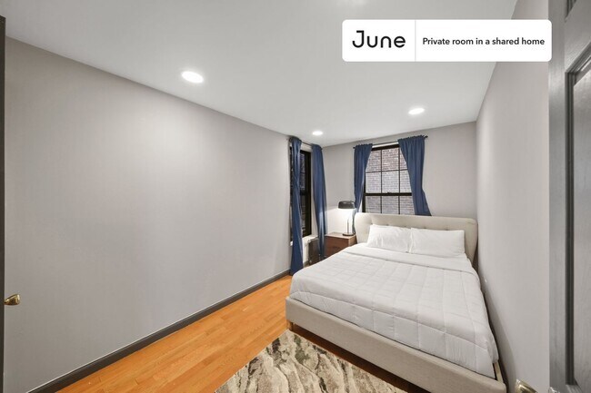 Room in Shared 3 bed/1 bath home in East Village