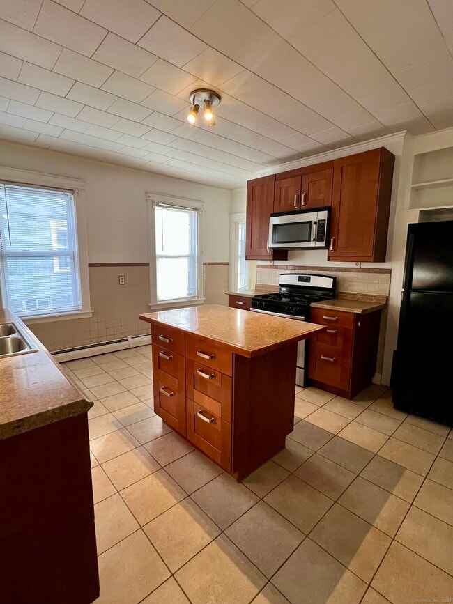 Photo - 378 Prospect Ave Unit 1 FL