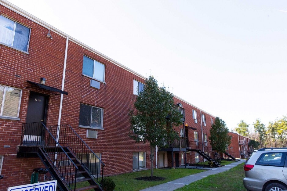 Monticello Meadows - Monticello Meadows Apartments