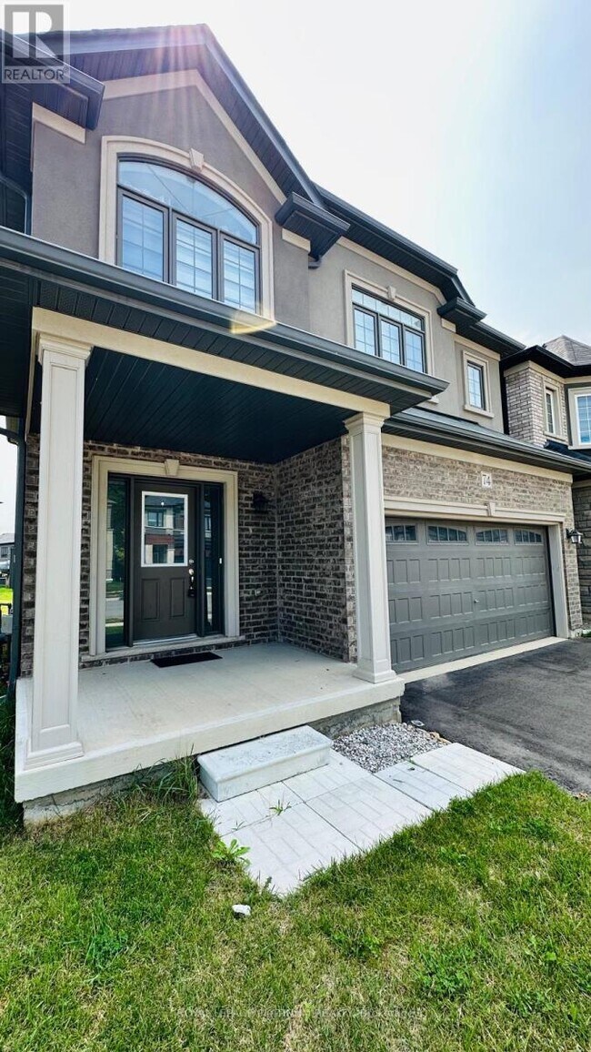 Photo - 74 Macklin St