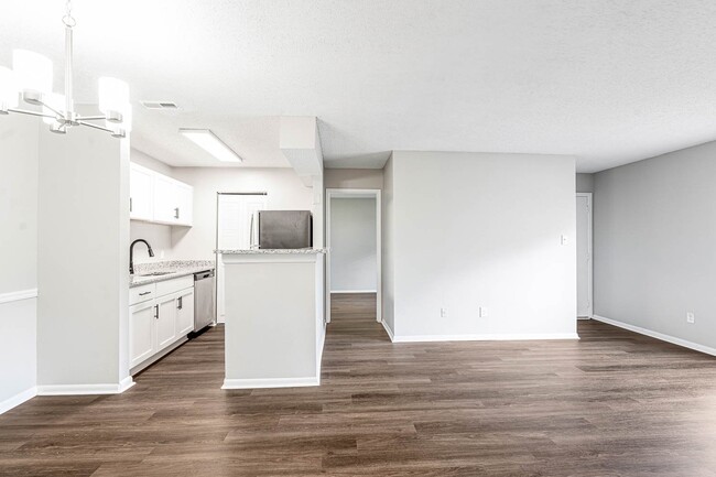 Rivercreek Apartments