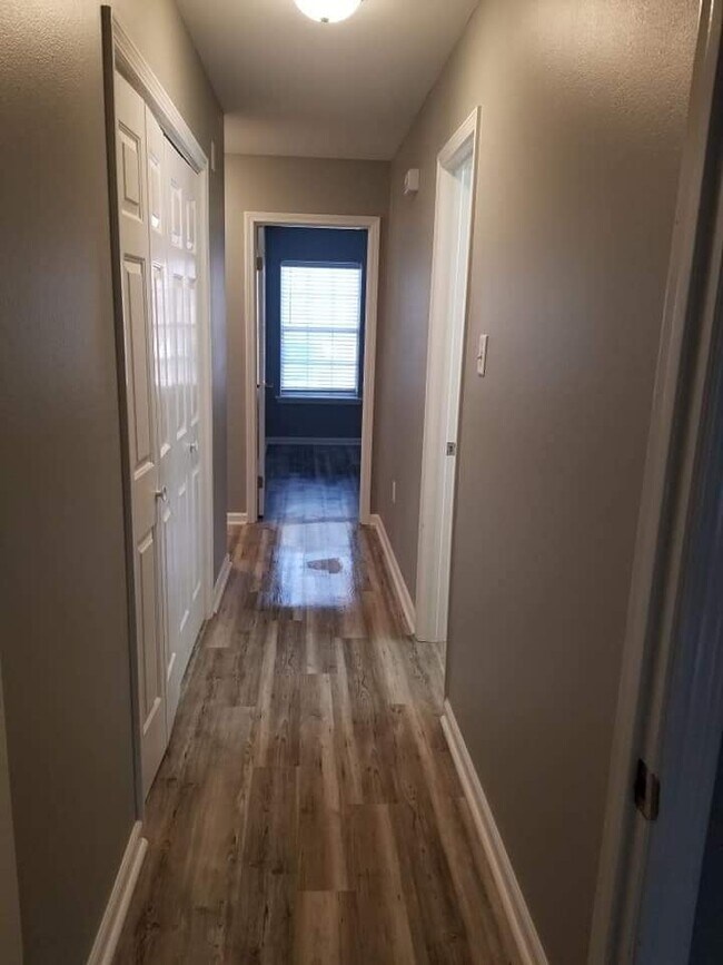 Photo - 3 Briarwood Cir