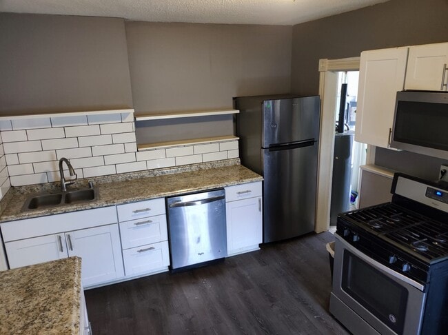 Photo - 921 20th Ave NE Unit 2