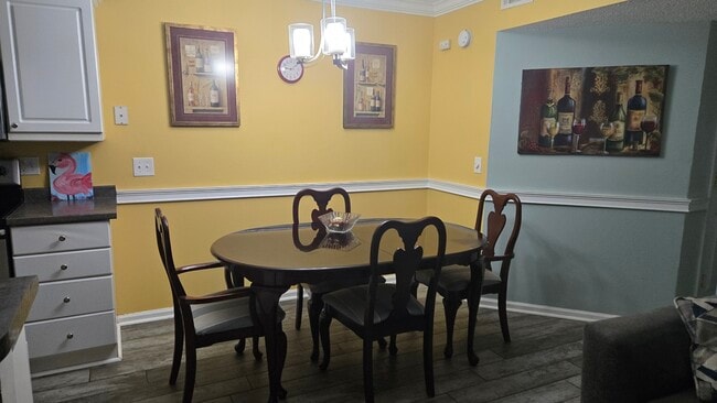 Dining room - 1356 Glenns Bay Rd Unit F202