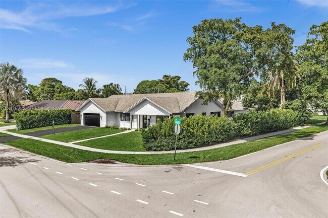 Photo - 101 SW 75th Ave