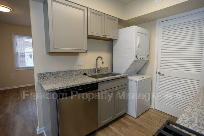 Photo - 8343 Irongate Way