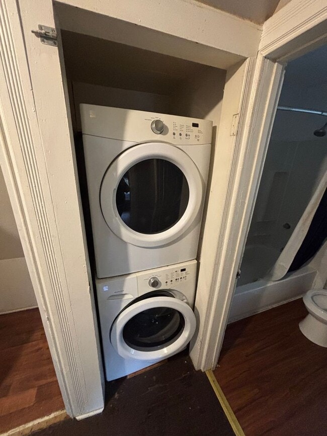 Photo - 111 Eldridge Unidad 2nd floor