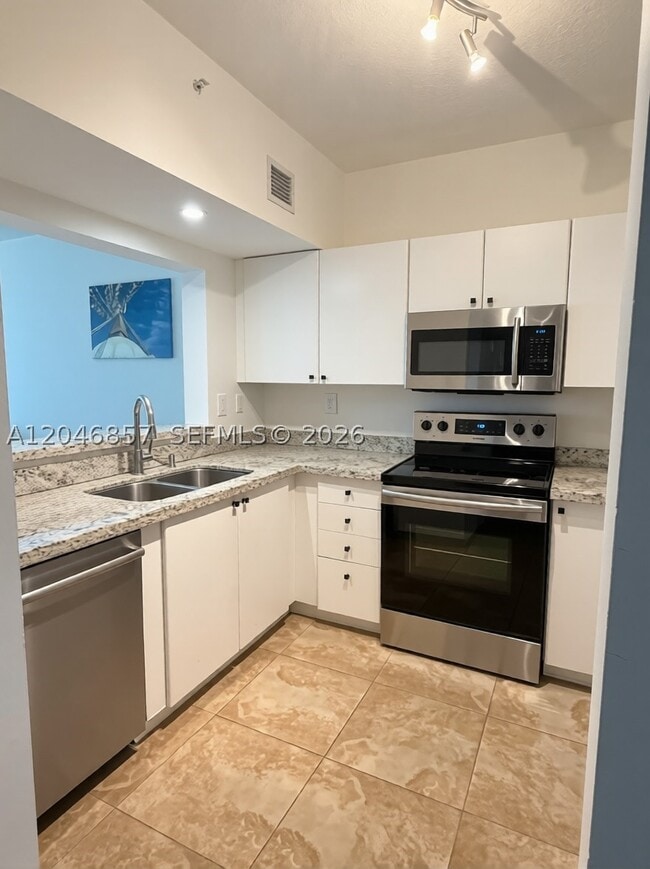 Photo - 3020 NE 32nd Ave Unit 615