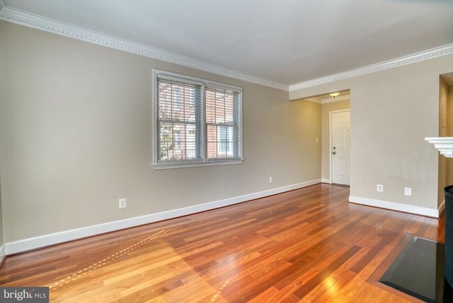 1209 N Pitt St Unit 2A