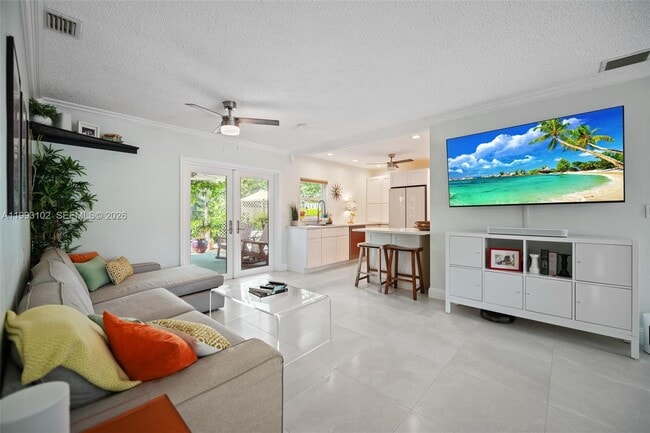 Photo - 350 NE 59th St