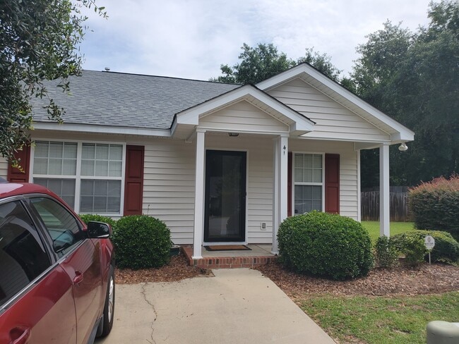 Photo - 41 Providence Manor Ct