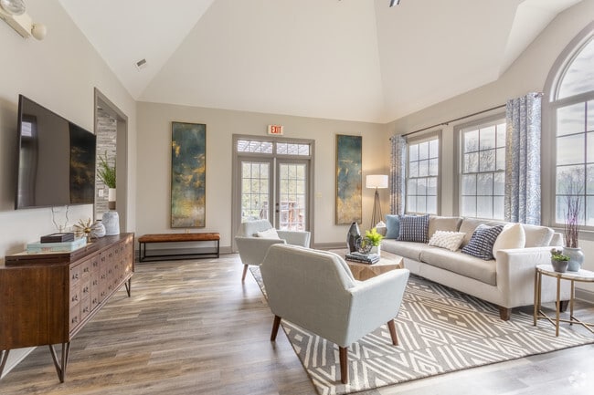 Estates at Bellwood Apartments For Rent in Greenville, SC | ForRent.com