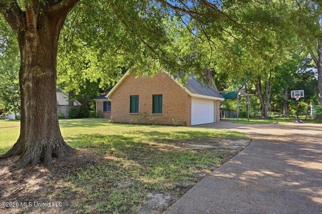 Photo - 131 Cypress Dr