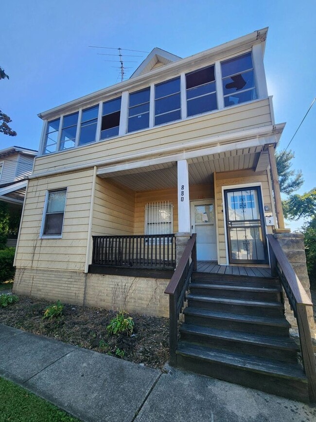 Building Photo - 880 Stevenson Rd Unit Down