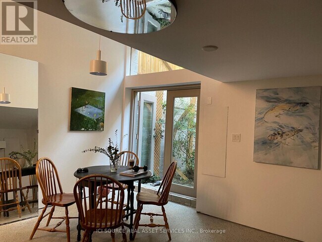 Photo - 60 Beverley St