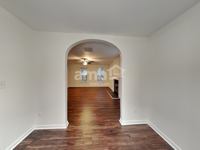 Photo - 1421 Juniper Hills Ln