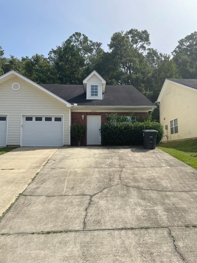 BEAUTIFUL 3/3 TOWNHOME FOR $1625 - BEAUTIFUL 3/3 TOWNHOME FOR $1625