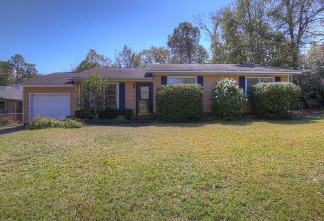 Building Photo - Gayfer Ave 3/1.5 Rental