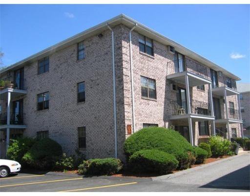 Building Photo - 14 Kenmar Dr Unit Kenmar Dr Rental