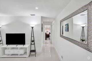 Building Photo - 4314 SW 48th Ct Rental