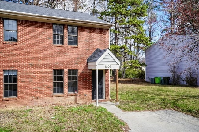 Photo - Move In Ready Two Bedroom Home!