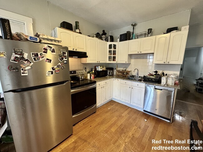 Building Photo - 3140 Washington St Unit 3 Rental