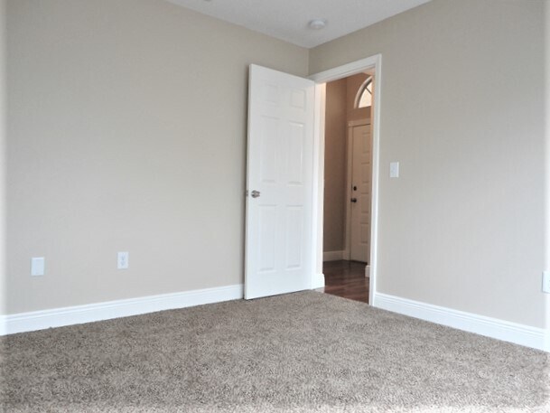 Photo - 1227 Cressford Pl