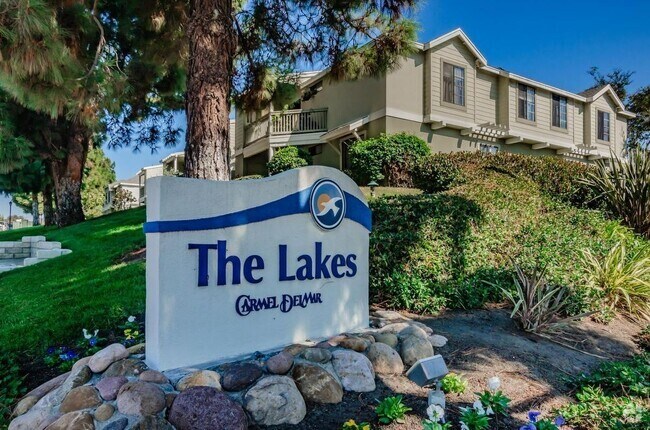 Building Photo - CARMEL VALLEY - The Lakes at Del Mar - Nic... Unit 118 Rental