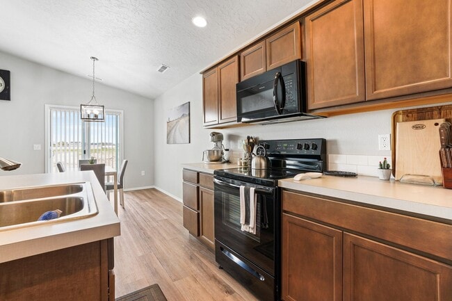 Photo - 3bd/2Ba Beautiful Home in Caldwell