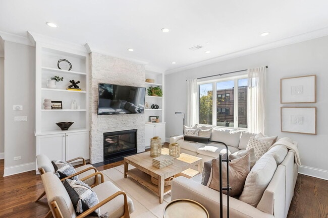 Photo - 4802 N Bell Ave Unit 201