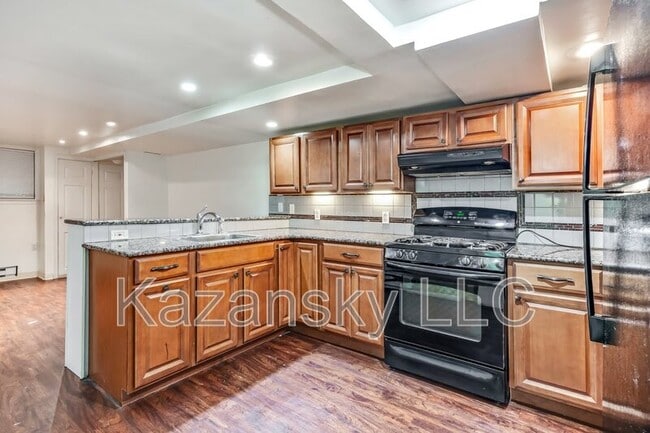 Photo - 4901 N 18th St Unit Apt G