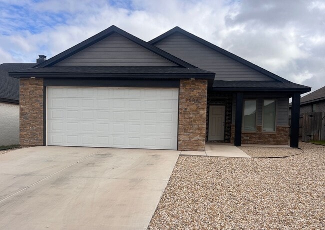 3 Bedroom Rental Available July 9th in Fre... - 3 Bedroom Rental Available July 9th in Fre...