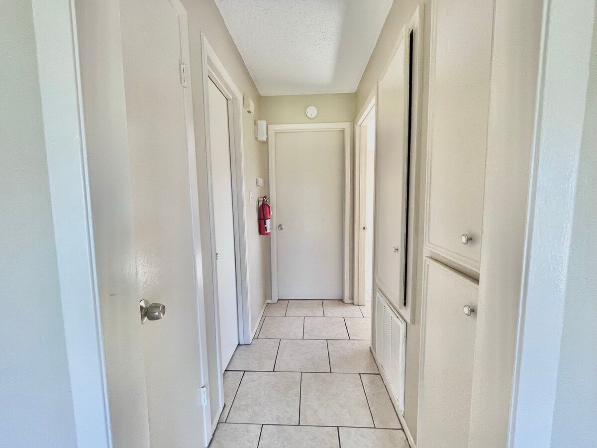 Photo - 3021 Sycamore Ave Unit 10