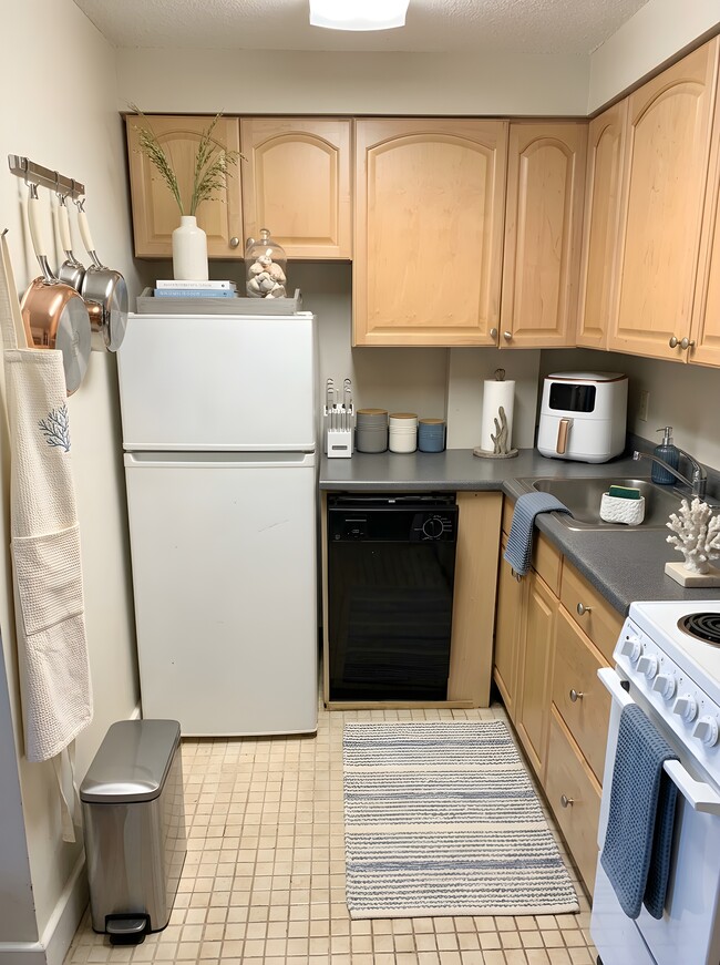 Photo - 471 Commonwealth Ave Unit 502