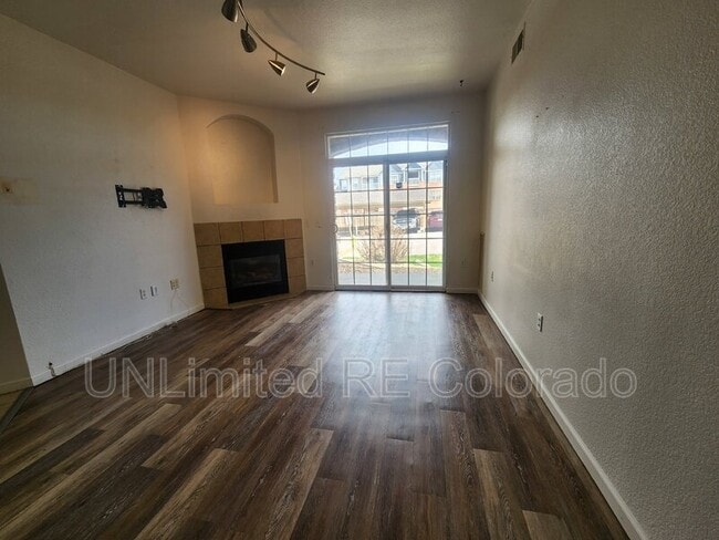 Photo - 7440 S Blackhawk St