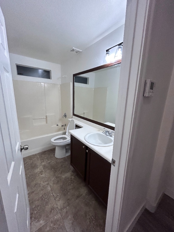 Photo - 5117 S 15th Pl