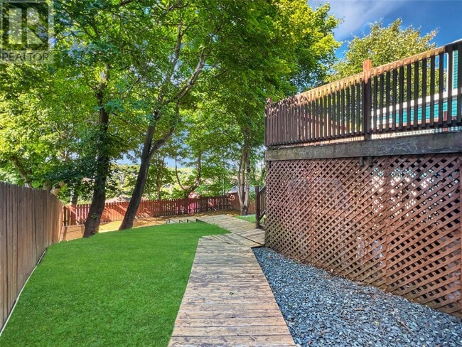 Photo - 114 Circular Rd