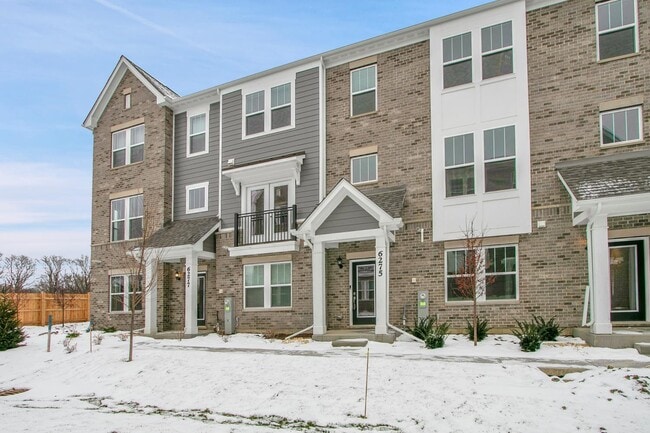 Building Photo - 6275 Sandbelt Dr