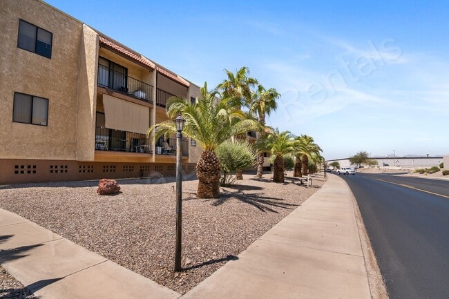 Photo - CONDO IN THE HEART OF DOWNTOWN