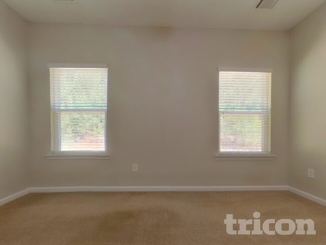 Photo - 338 Brookwood Crossing