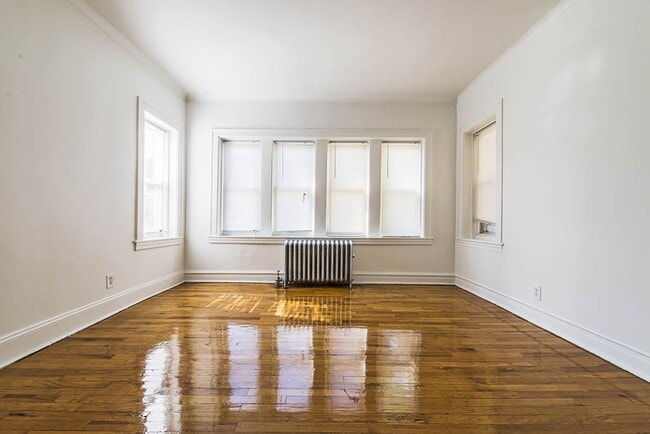6356 S Francisco