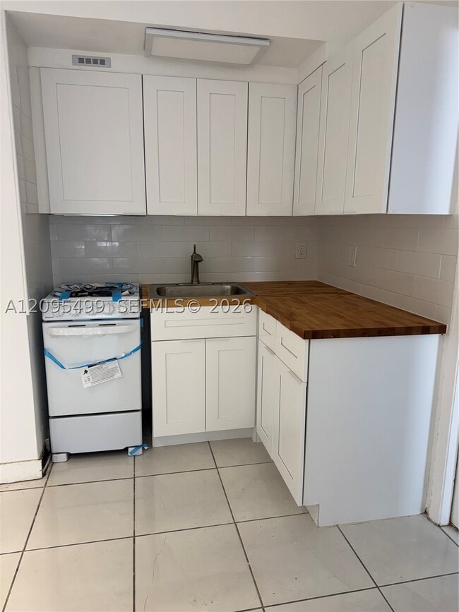 7909 East Dr Unit 101