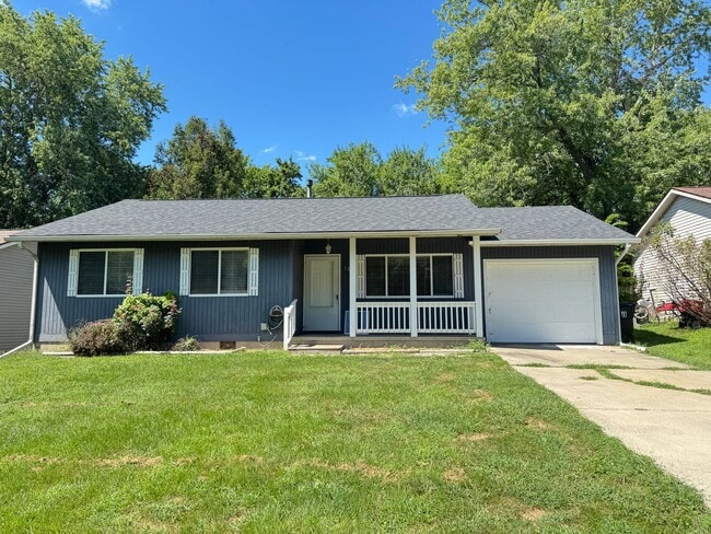 Building Photo - 3-Bedroom, 1-Bath Home with 1-Car Garage