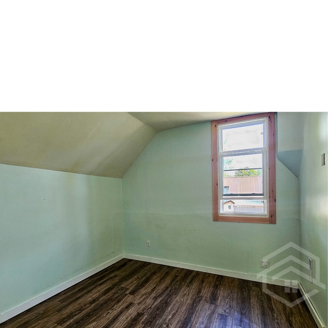 Photo - 3-Bedroom with a Fenced Yard! Unit 1