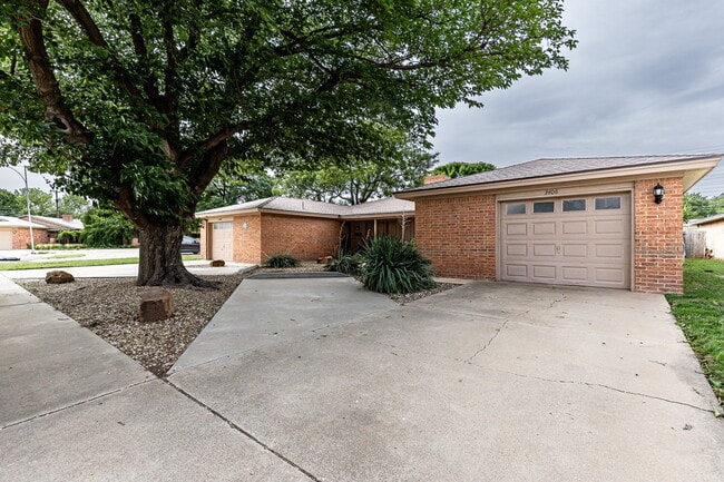 Welcome Home to Your Dream Duplex in Melon... - Welcome Home to Your Dream Duplex in Melon...