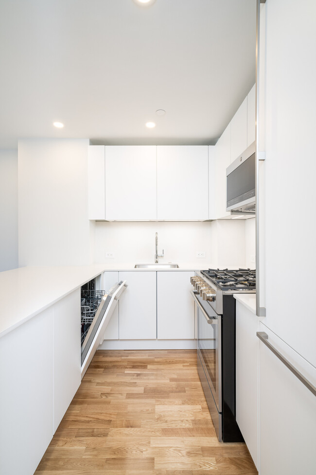 Photo - 1422 Columbia Rd Rental