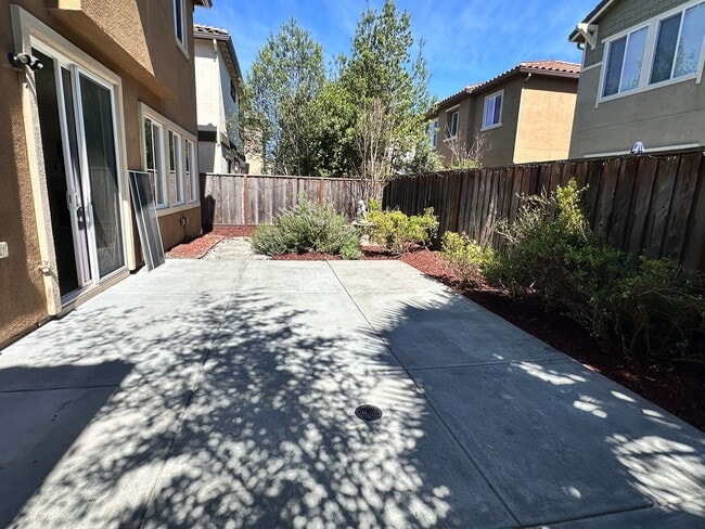 Photo - Beautiful, Large 4 BR/2.5 Bath Home,  Lots of light!  Great Neighborhood!